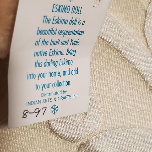 Arctic Kids Eskimo Doll - Picture 4 of 6